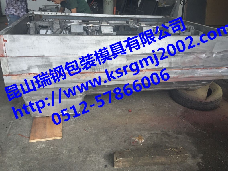 厚片模具